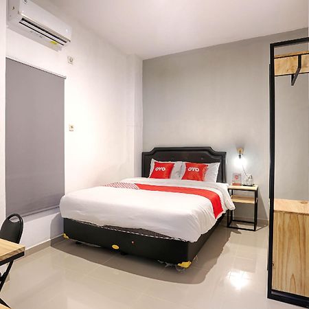 Safara Guesthouse Syariah Semarang Exterior photo