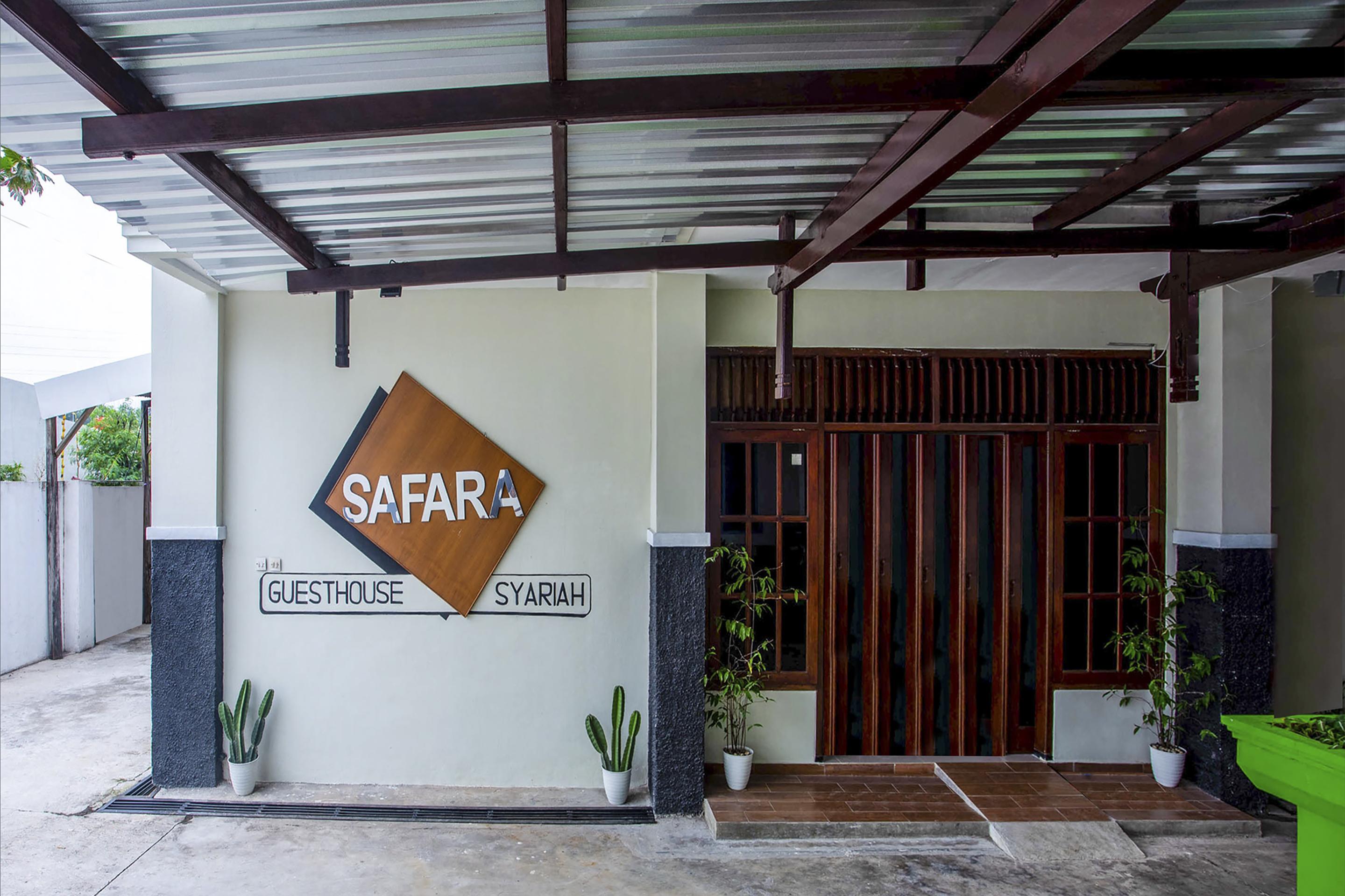 Safara Guesthouse Syariah Semarang Exterior photo
