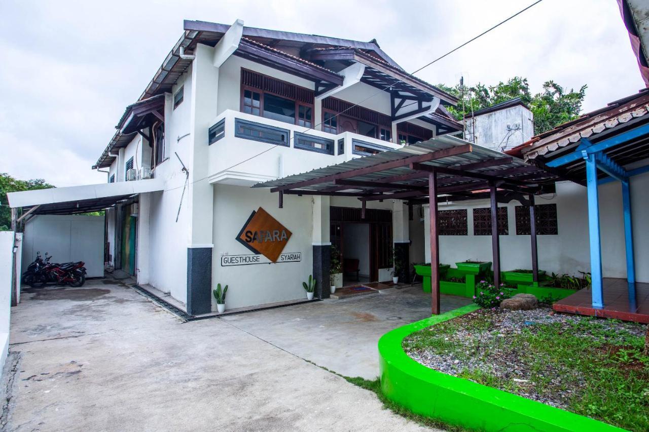 Safara Guesthouse Syariah Semarang Exterior photo