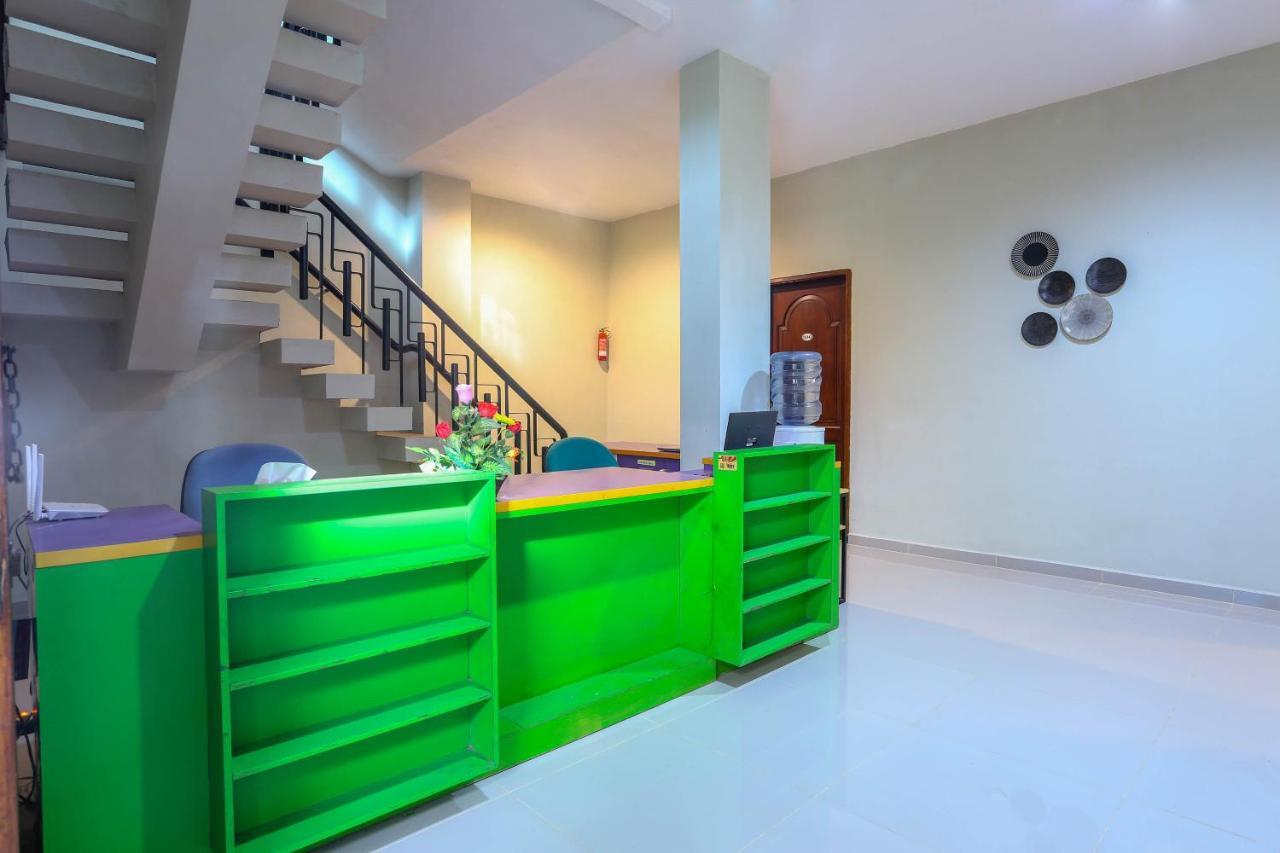 Safara Guesthouse Syariah Semarang Exterior photo
